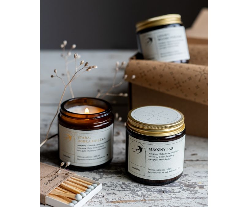 Świeca sojowa zapachowa zestaw świec 2 x 120 ml Mroźny las Stara Dobra książka