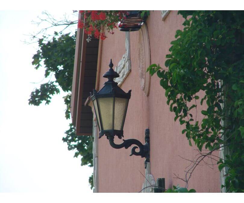 Lampa zewnętrzna ogrodowa kinkiet zewnętrzny lampion stojący duży
